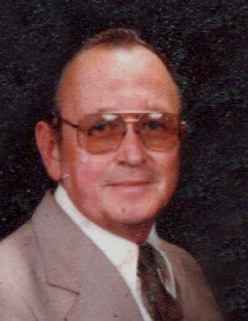 Richard D Snyder