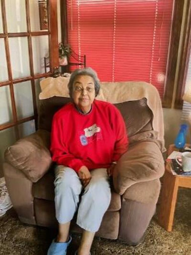 Vivian Mcmillan Profile Photo