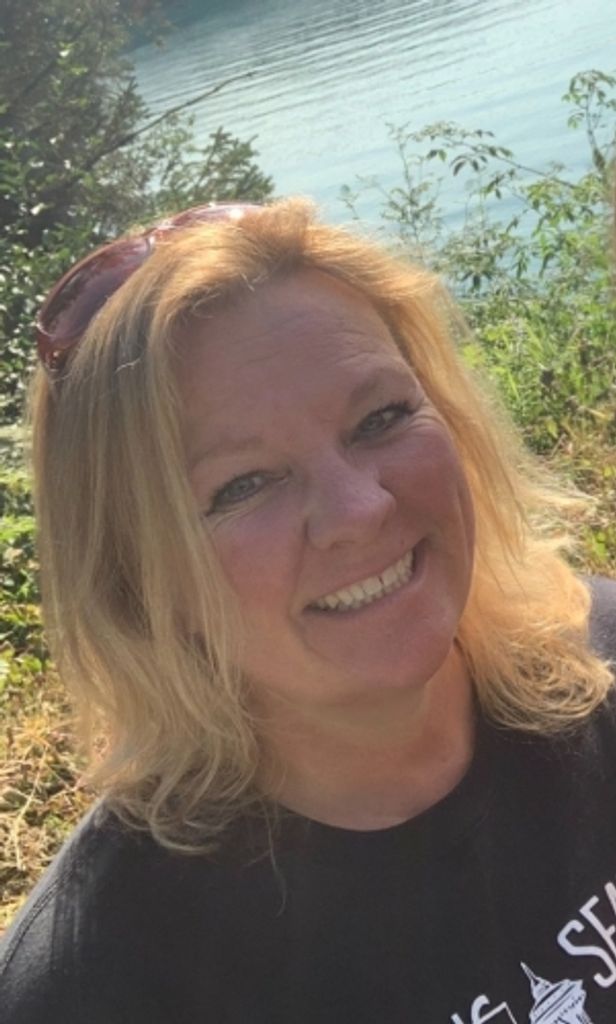 Khristina Johnson Profile Photo