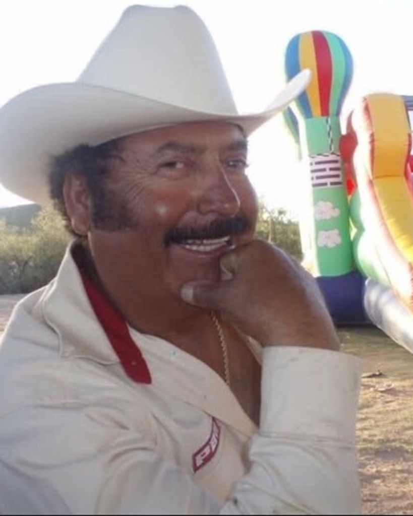 Alejandro Camacho Oropeza