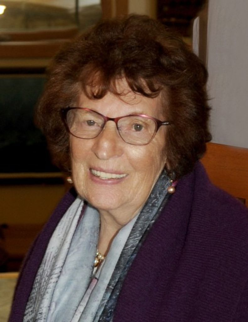 Virginia Ulschmid Thompson