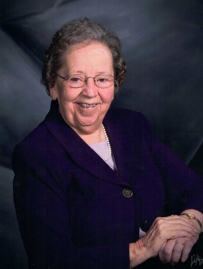 Eva Moyer Profile Photo