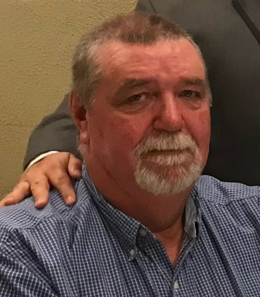 Alex Henderson Profile Photo