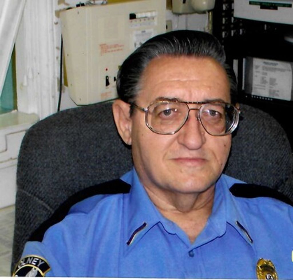 Victor "Vic" Erwin Cannons