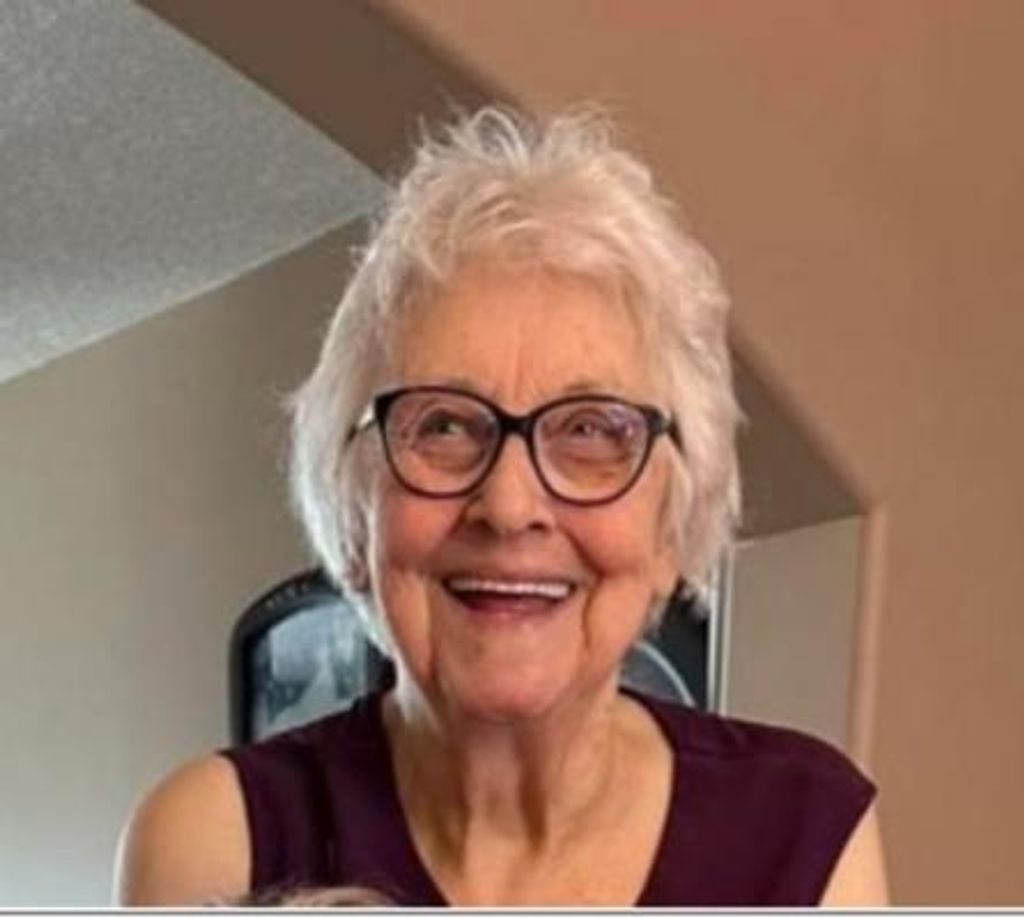 Nora Gertrude Petten Profile Photo