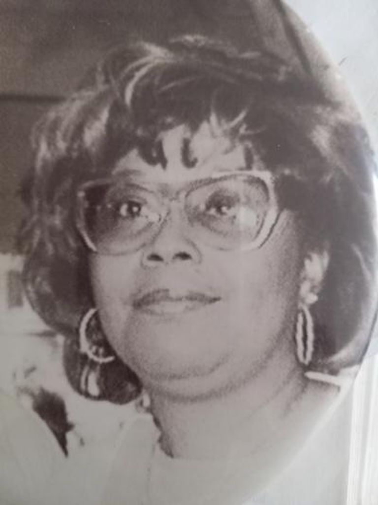 Maggie Cox