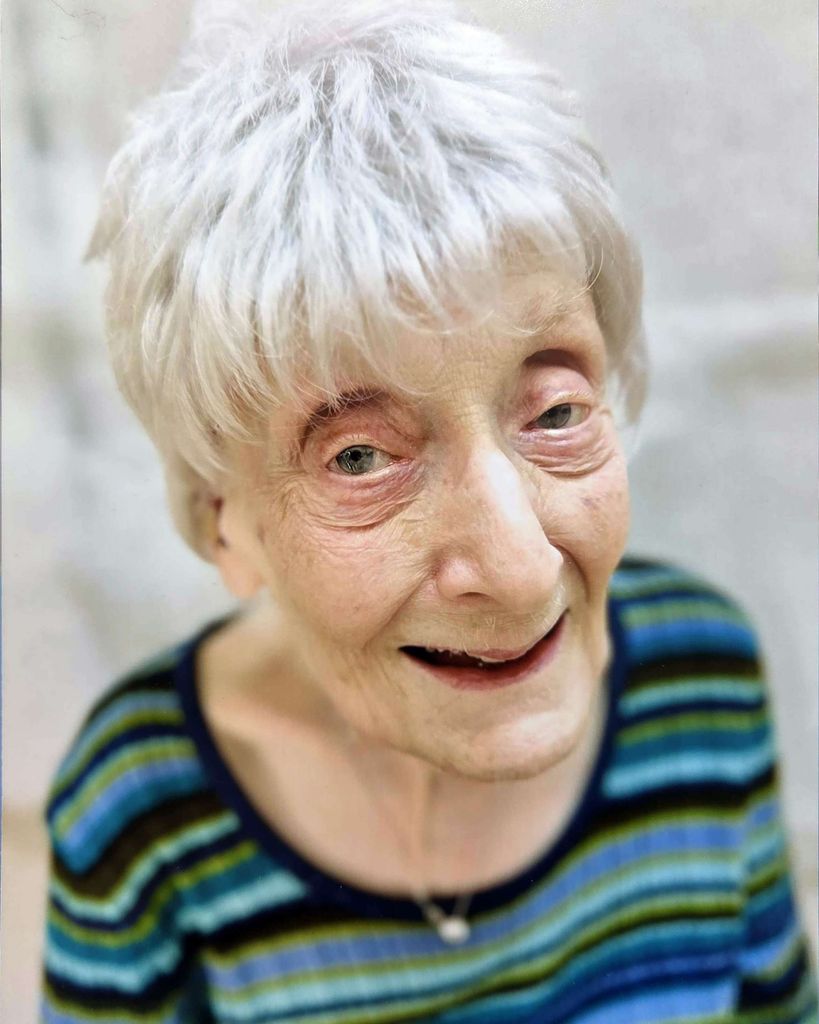 Mary E. Houck (Hellthaler)