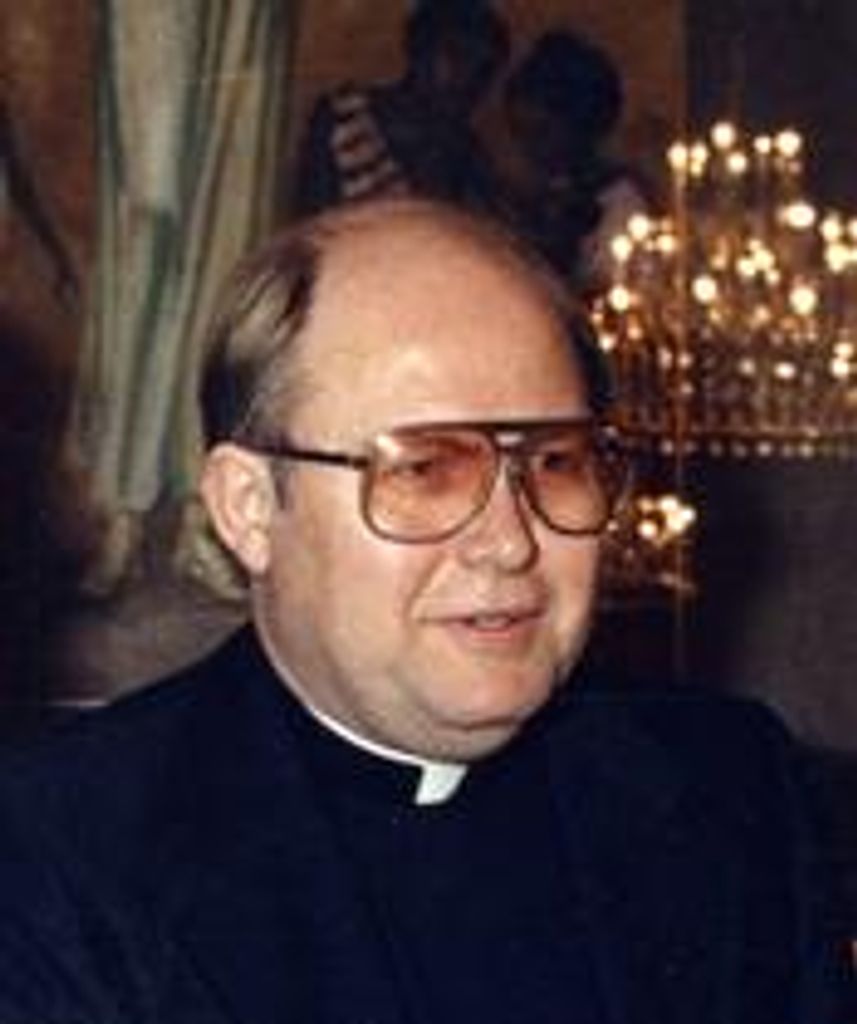 Father David H. Kraus Profile Photo