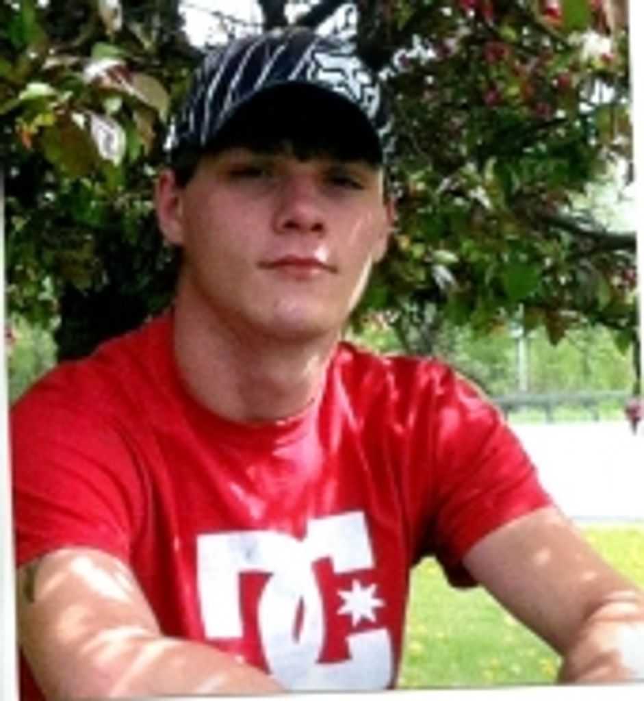 Dustin T. Lynch