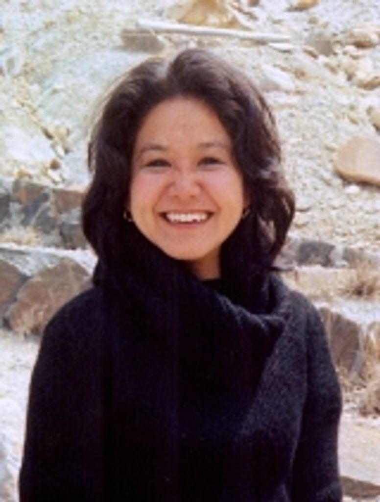 Linda Low