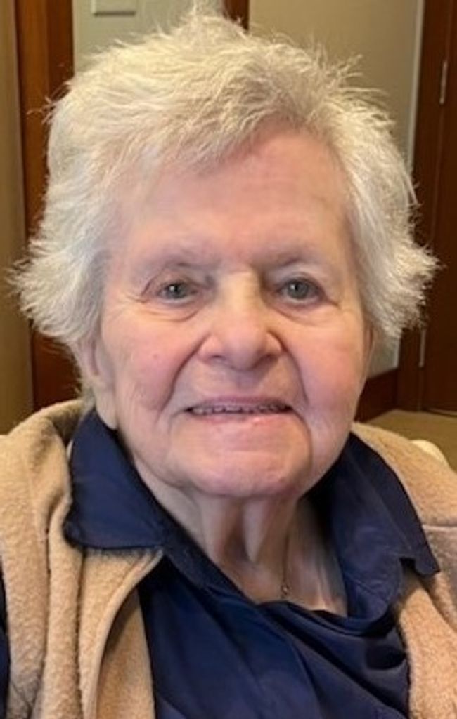 Shirley Leichter
