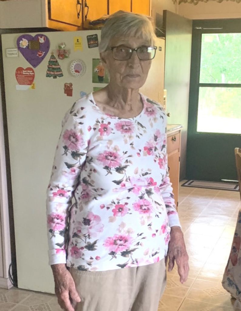 Earline (Williams)  Strickland Profile Photo