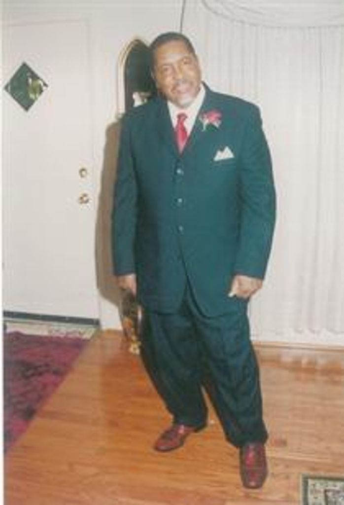 Peter E McConico