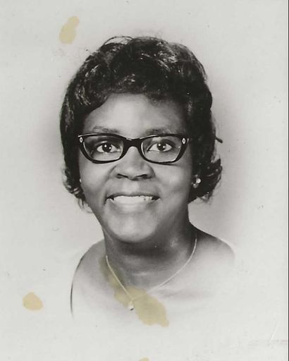 Martha Lois Mitchell's obituary image