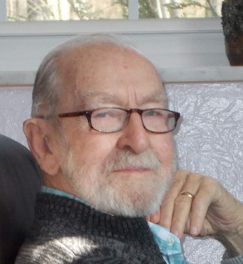 Robert “Bob” Tennant