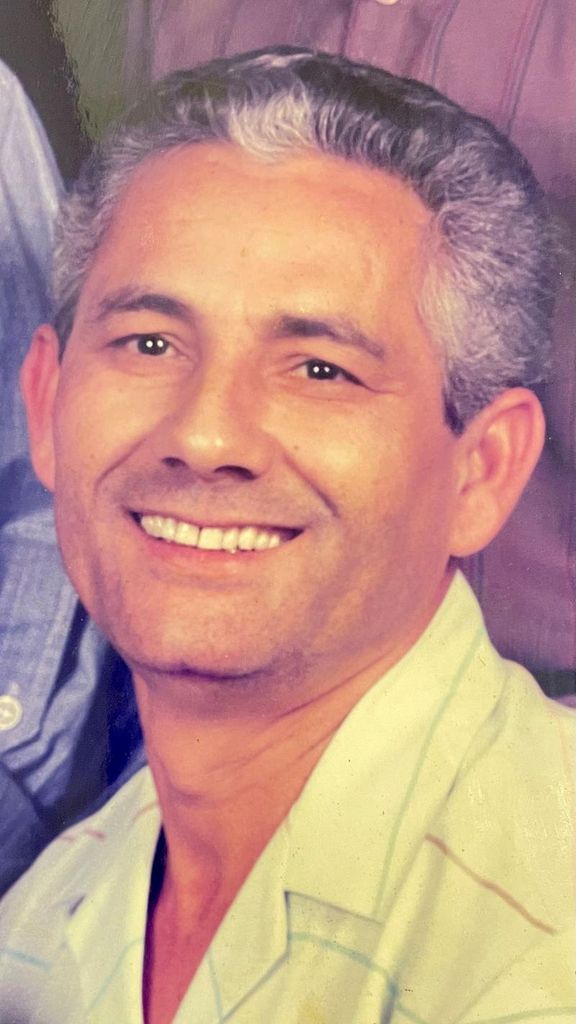 Carlos Colon Profile Photo