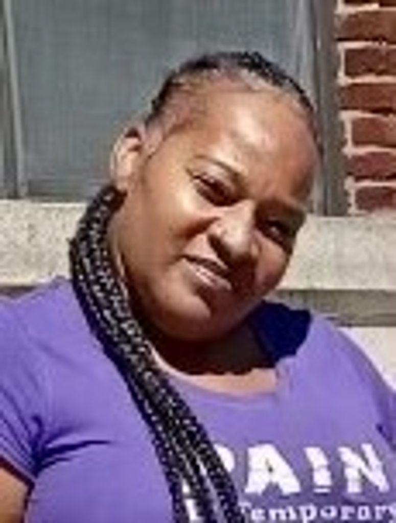 Tyaisha R Stroud Profile Photo