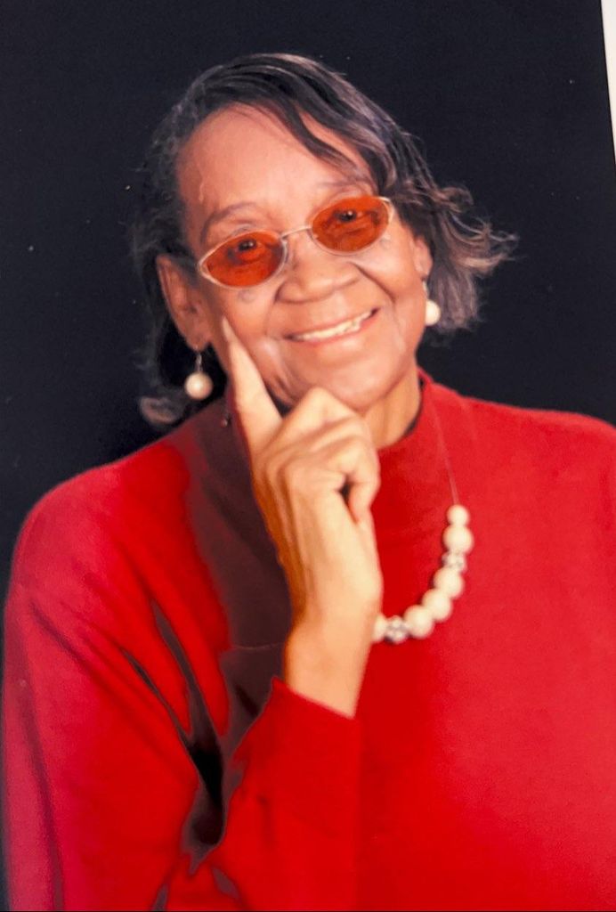 Ms. Mary Richey