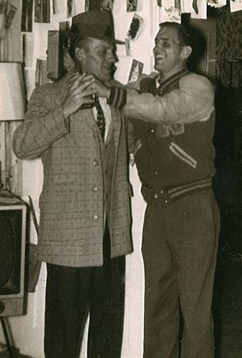 Tom D. East photo gallery thumbnail 7 of 183