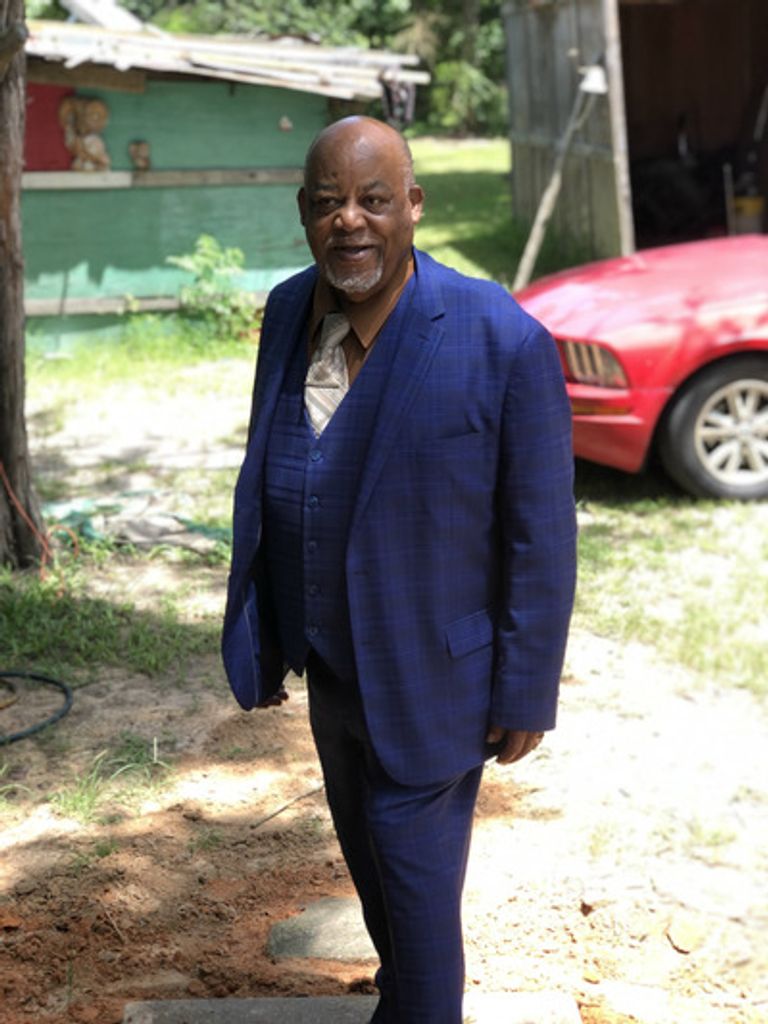Earl Harrell Profile Photo