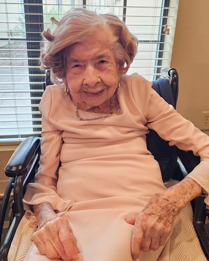 Alicia G. Cruz's obituary image