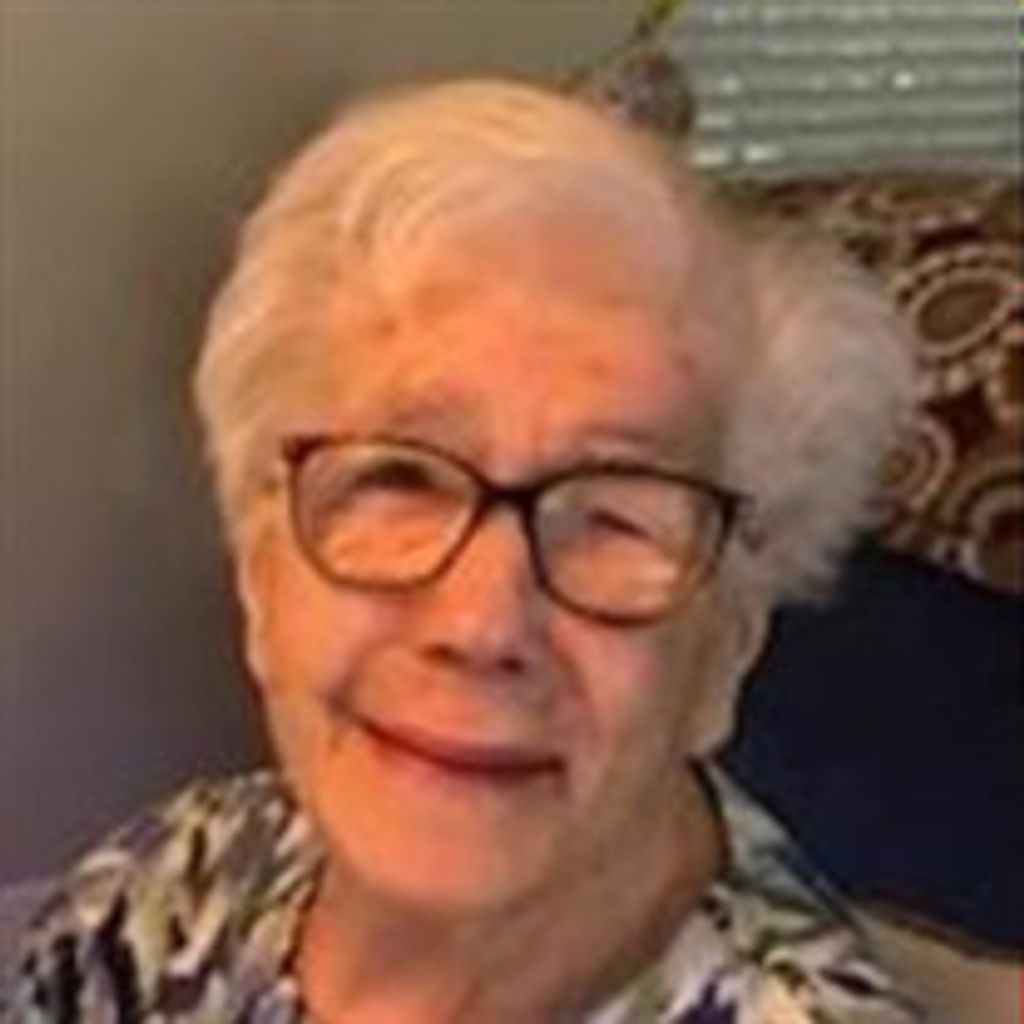 Pauline Hollywood