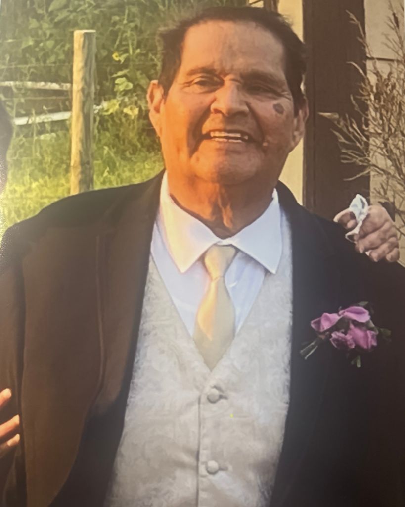 Frank Flores Profile Photo