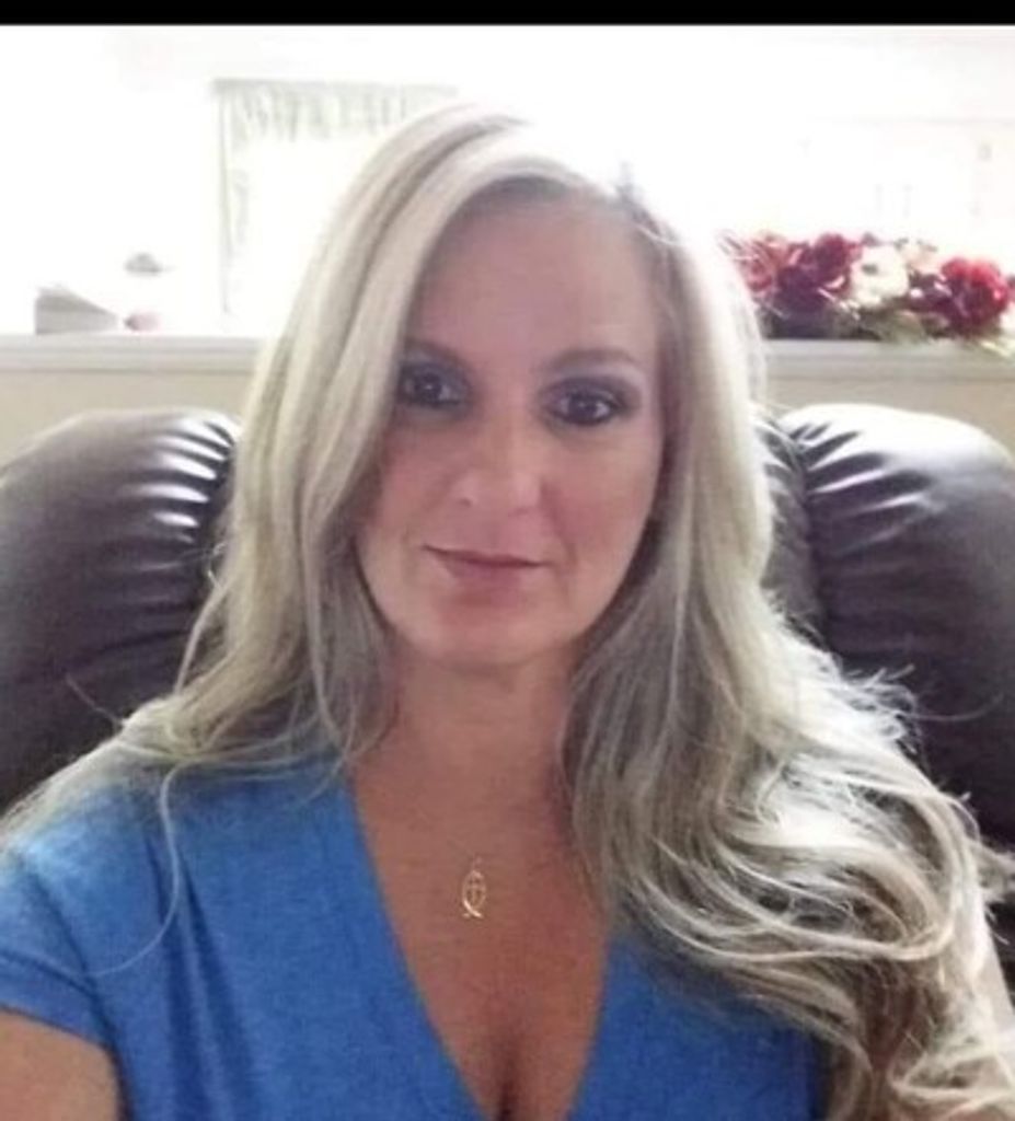 Tiffiney Nicole "Tiff" Carpenter Profile Photo