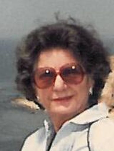Louise Livolsi Profile Photo