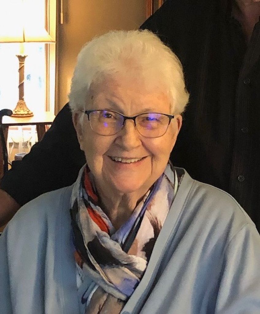 Evelyn R (Mcmahon)  Clancy