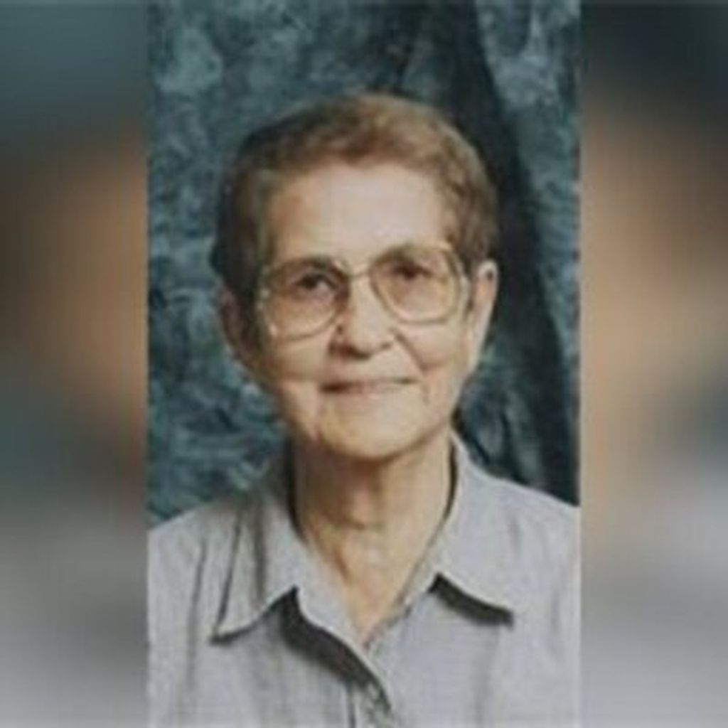 Louise Valasek Profile Photo