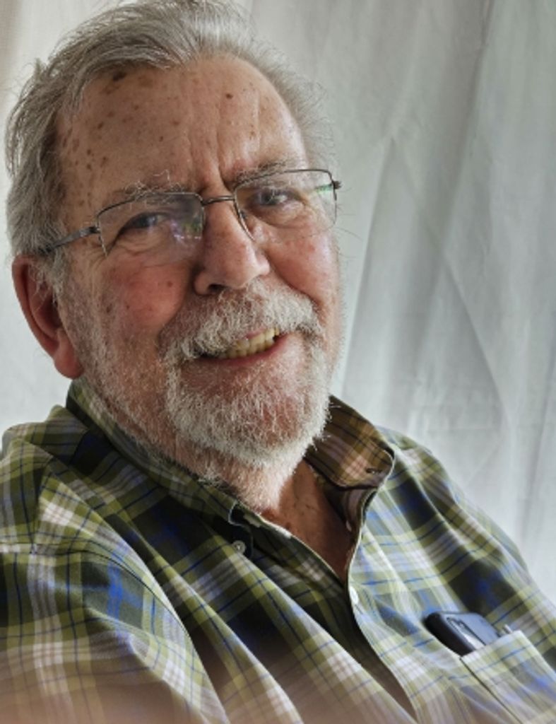 Douglas H Romaine