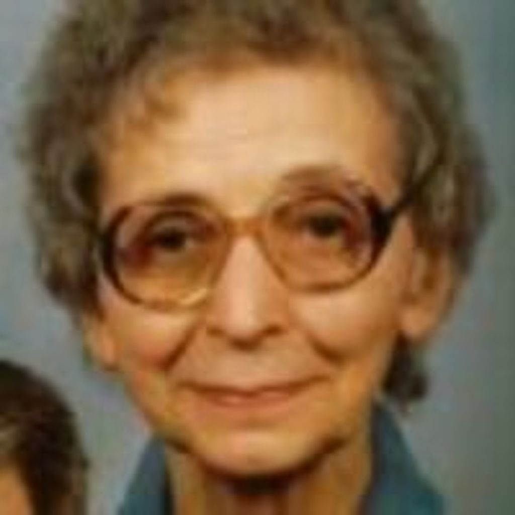 Edna F Mclean