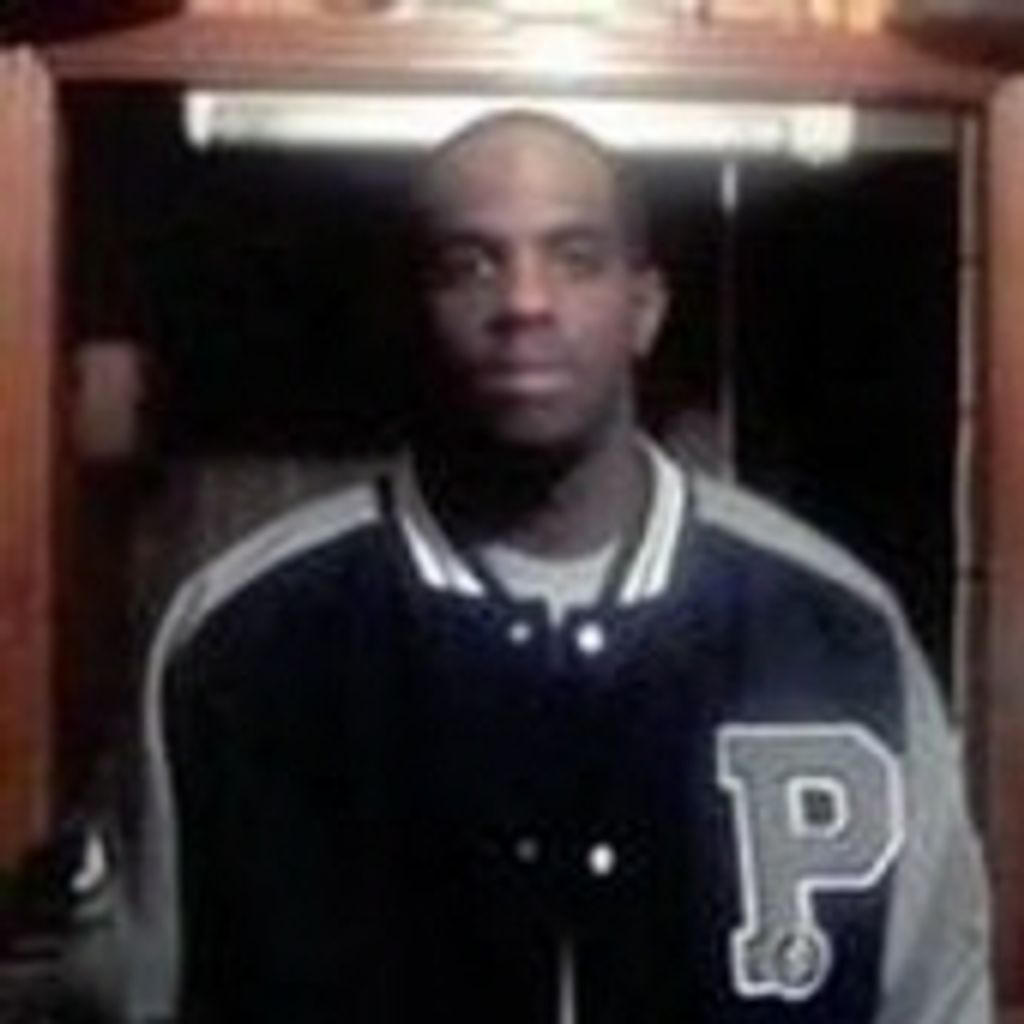 Robert L Foreman, Jr