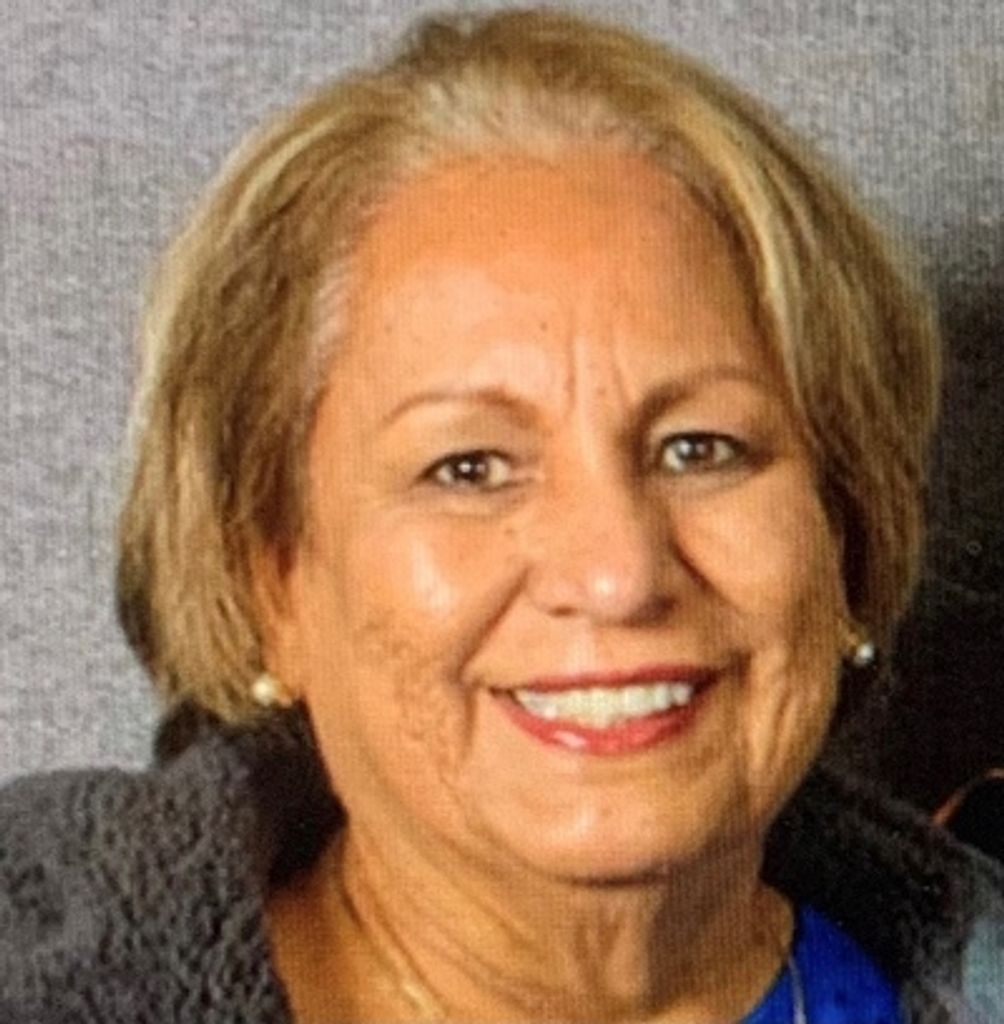 Diana V Egurrola Profile Photo