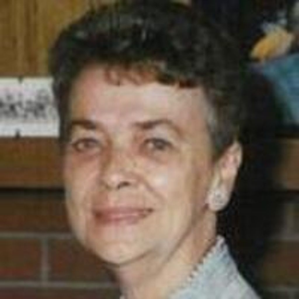 Lois J Labelle