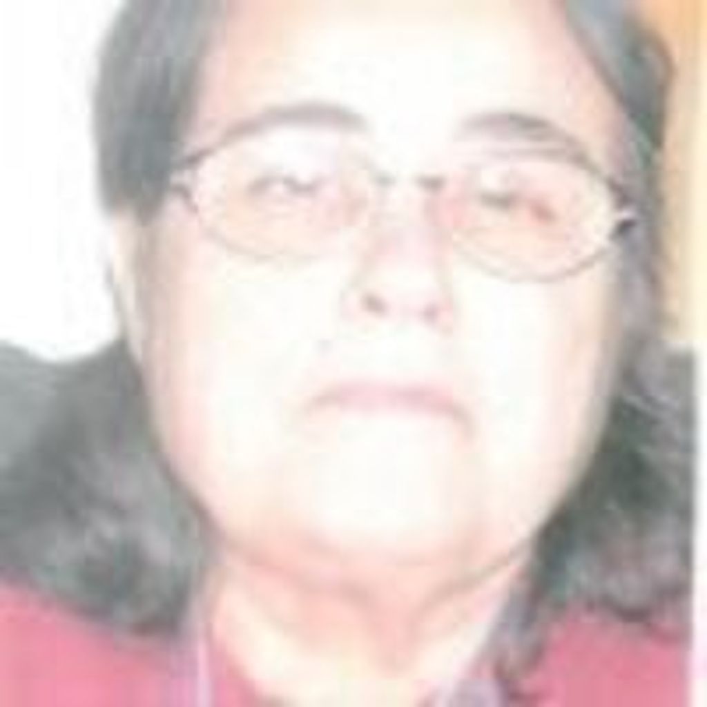 Theresa M Lavalley