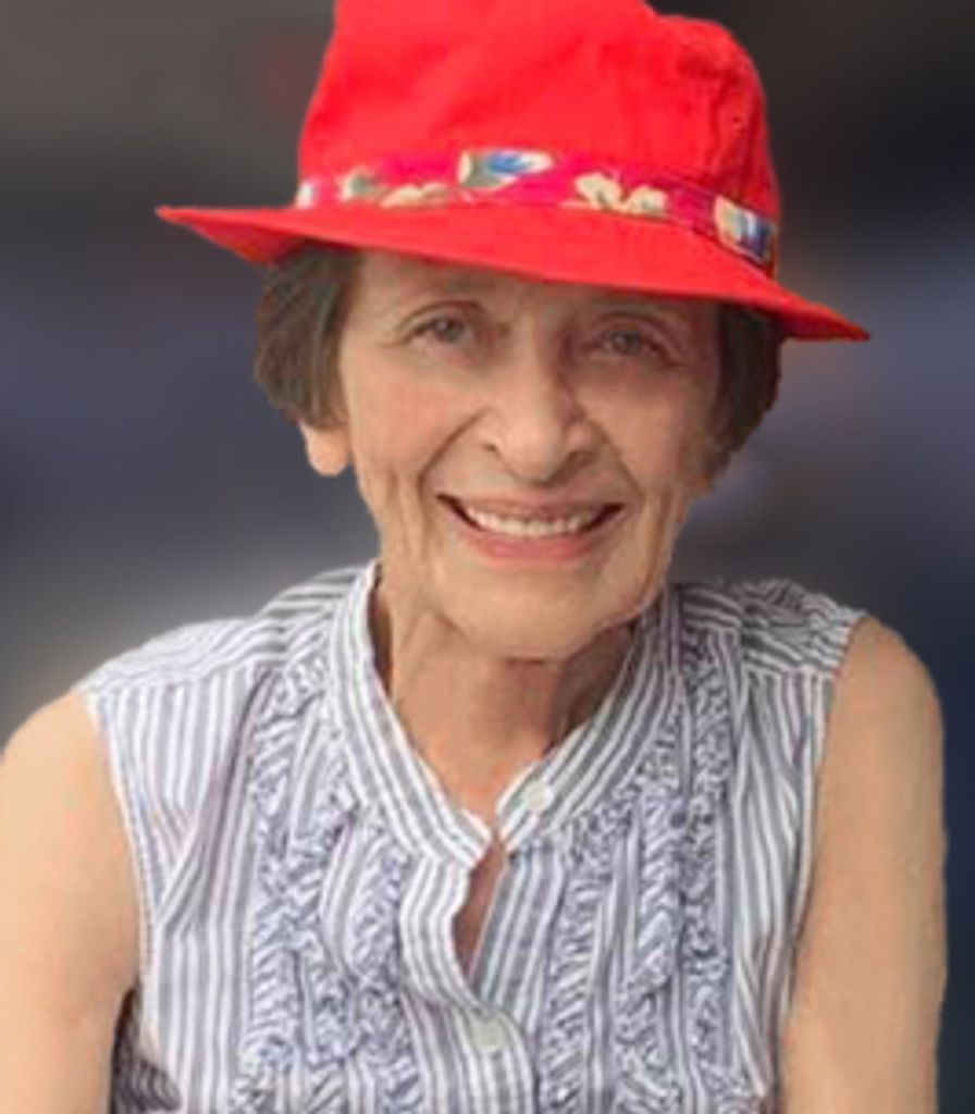 Elizabeth Fleury Profile Photo