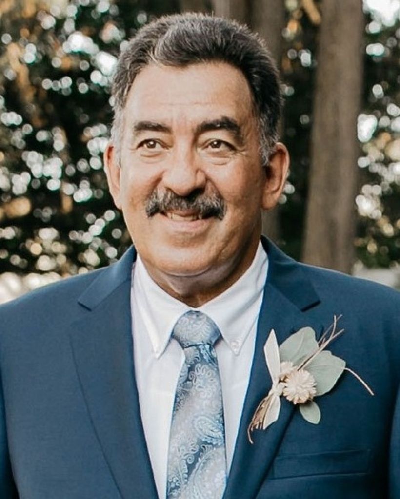 Victor Manuel Morales Profile Photo