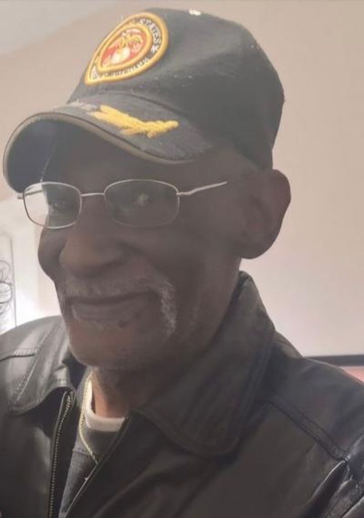 Thomas Louis Holmes, Sr. Profile Photo