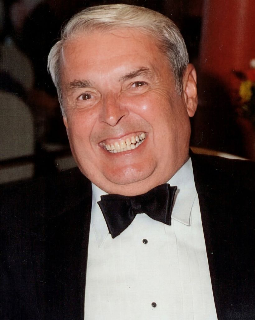 Robert Harley Estrada Profile Photo