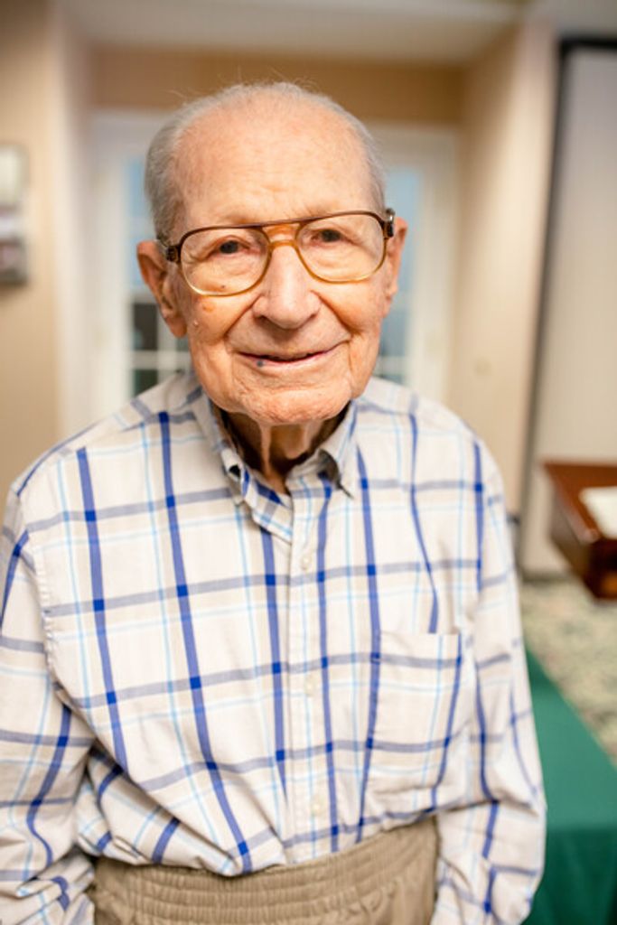 Roger Thomas Crew, Sr.