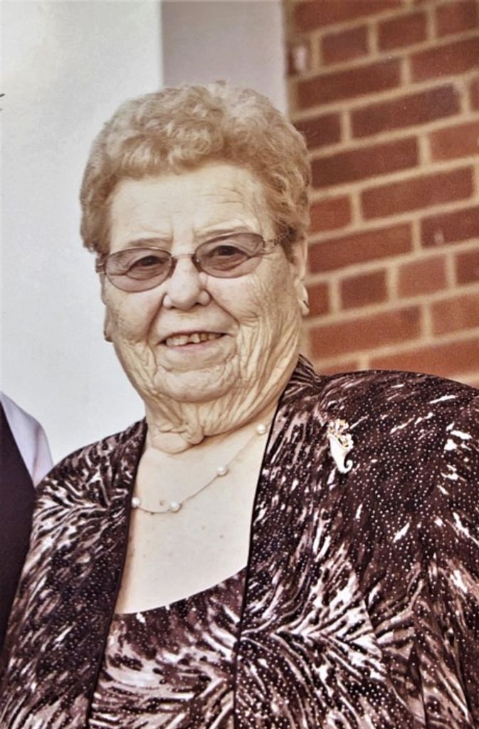 Eileen Ruth (Baker)  Ray  Randolph Profile Photo