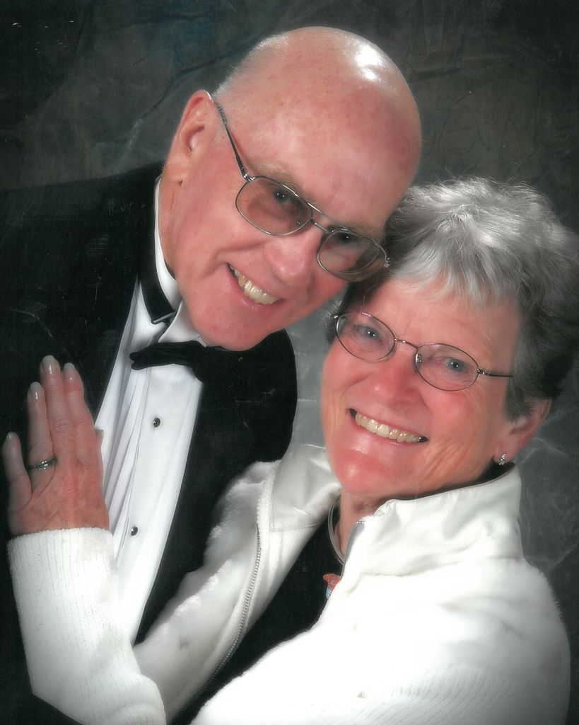 Marilyn and Clifford Summers