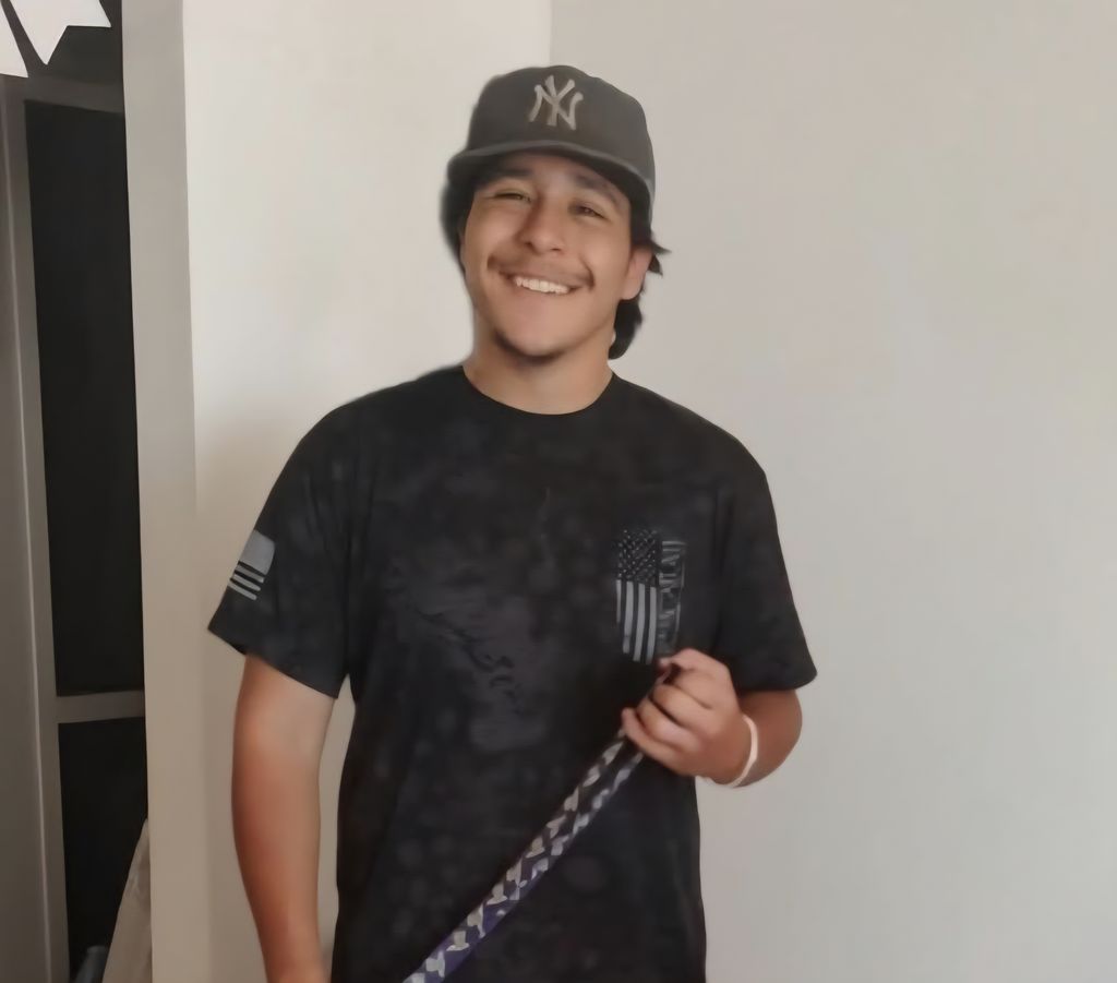 Dion Palomares Profile Photo