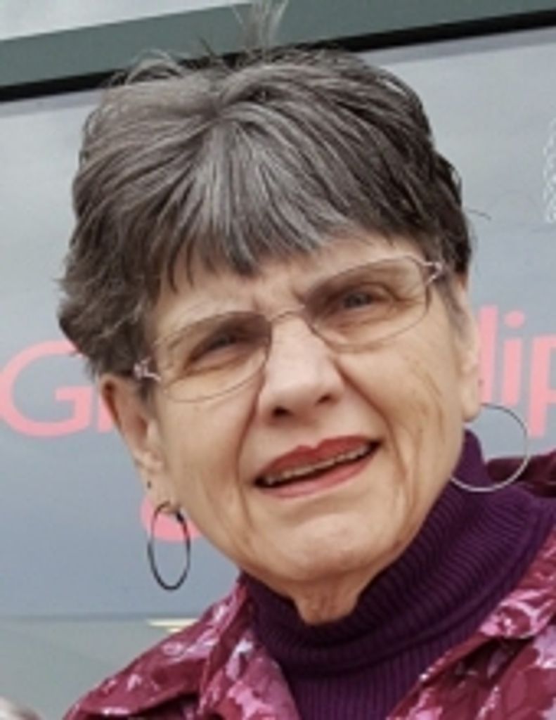 Darlene "Dar" Olson