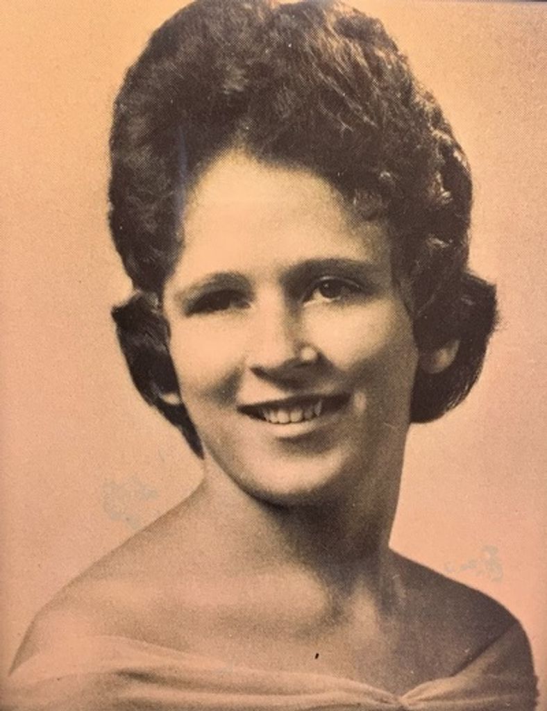 Carolyn Klages Shaver Profile Photo