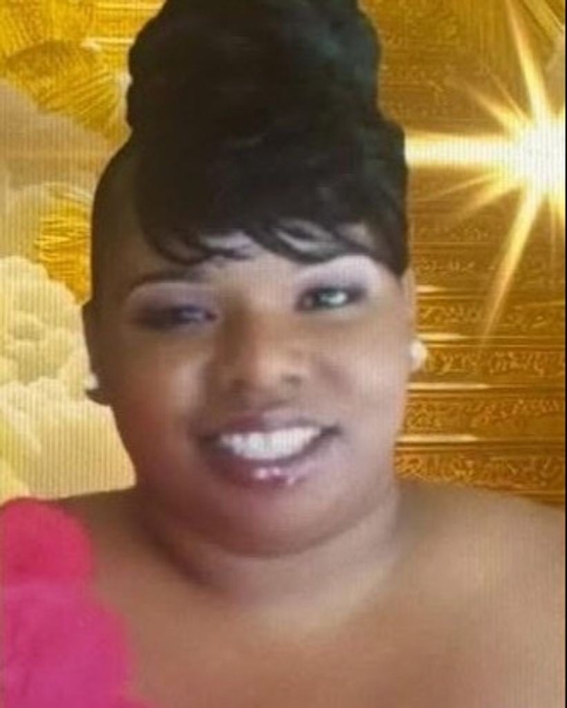Tremay Dominique Parrow Profile Photo