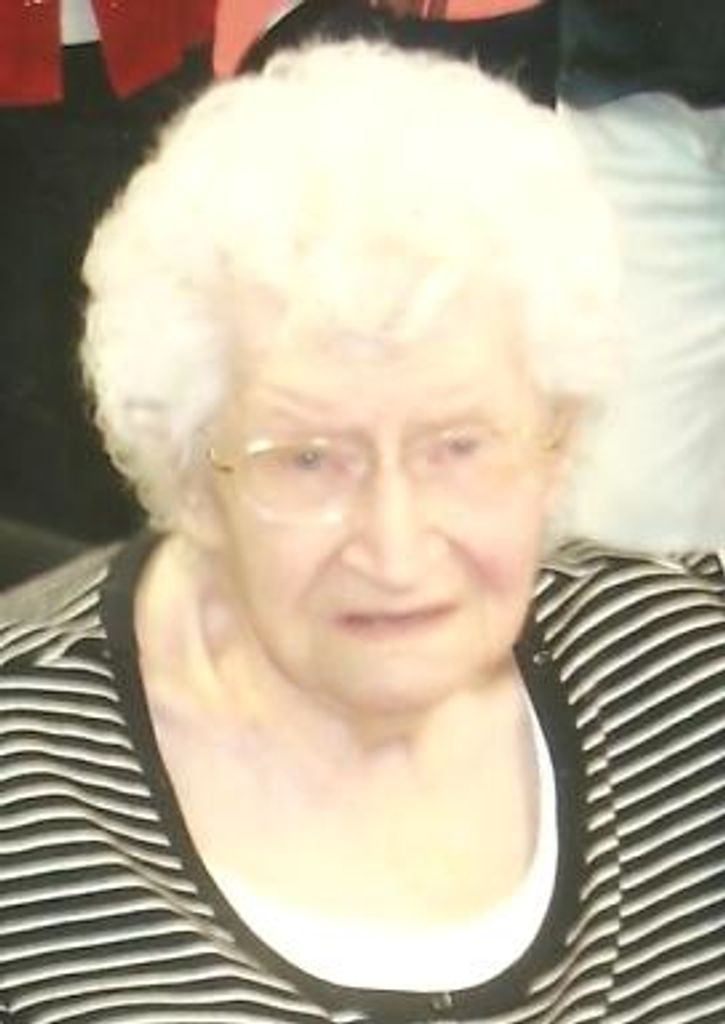 Elizabeth M. (Tomcala)  Cirjak