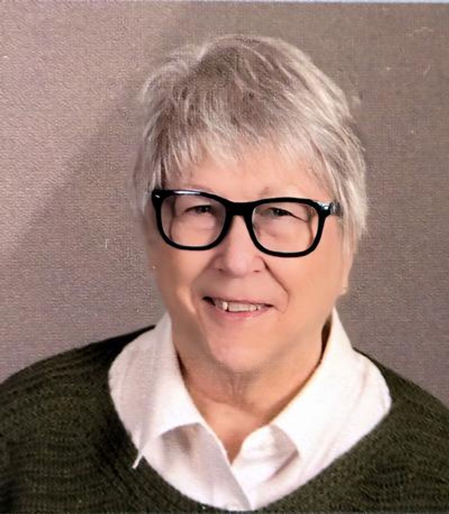 Elizabeth M. Sanders Profile Photo
